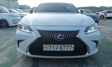 ES300h 7th Generation