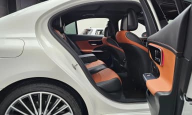C-Class W206