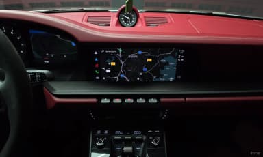 911 (992)