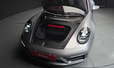 911 (992)