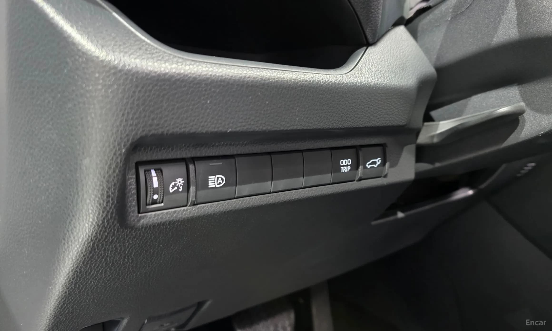 RAV4 5th Generation