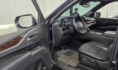 Escalade 5th Generation