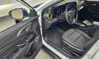 Trax Crossover