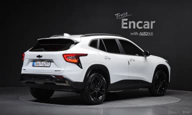Trax Crossover