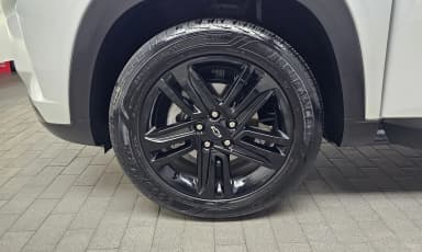 Trax Crossover