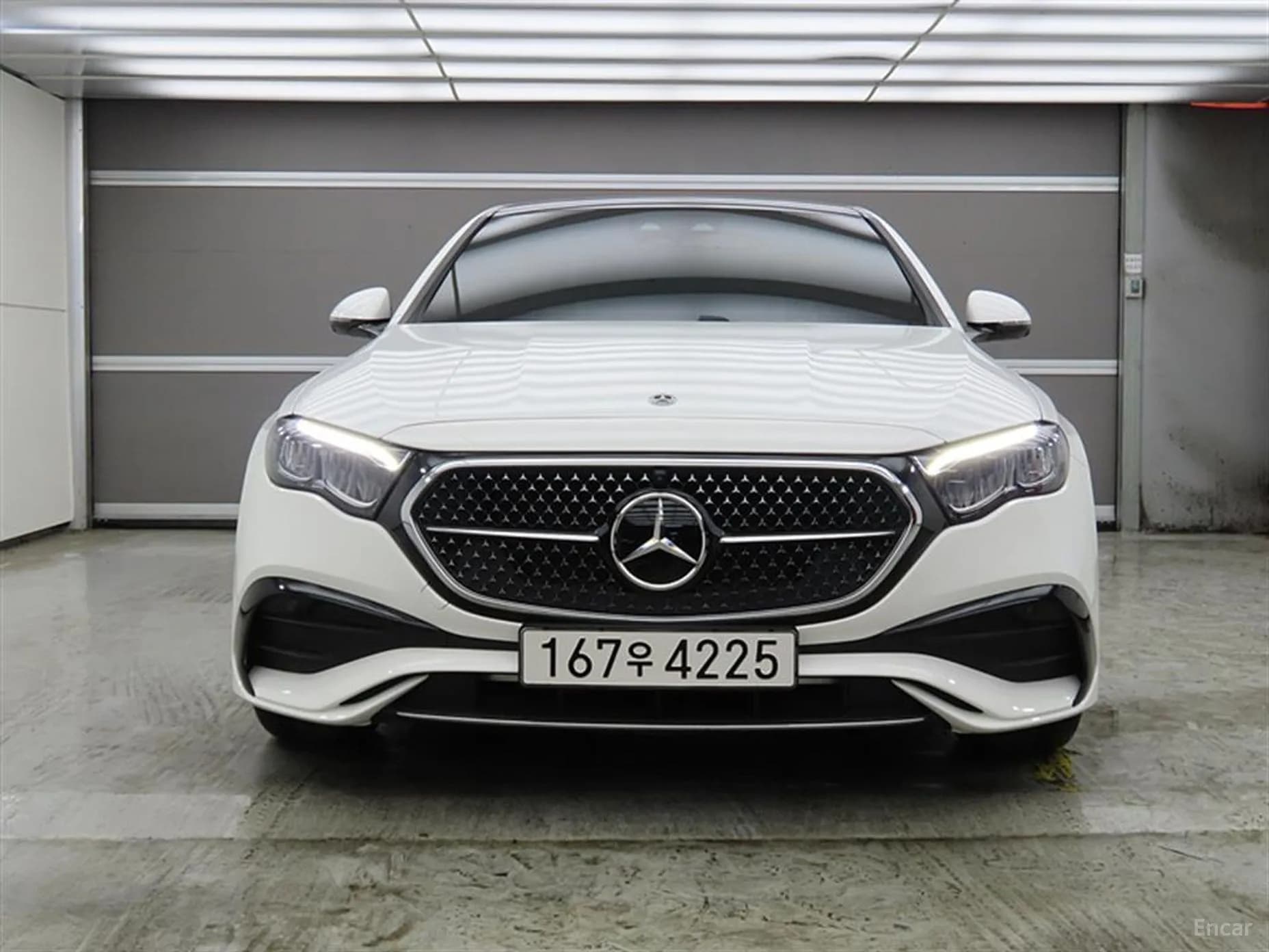E-Class W214