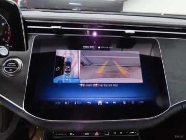 E-Class W214