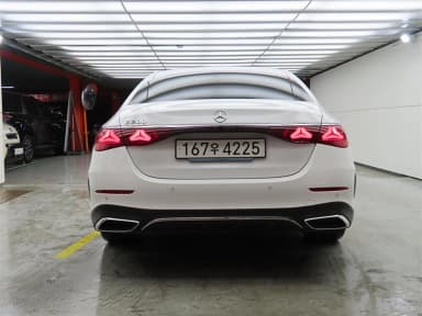E-Class W214