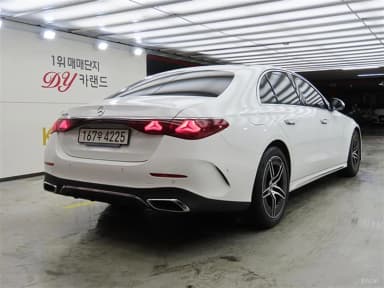 E-Class W214