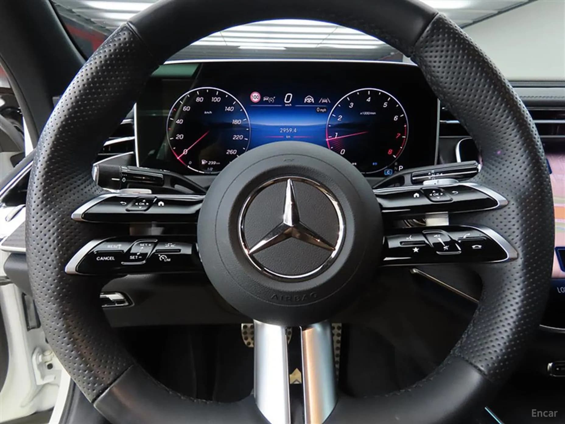 E-Class W214