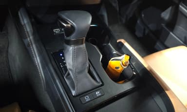 ES300h 7th Generation