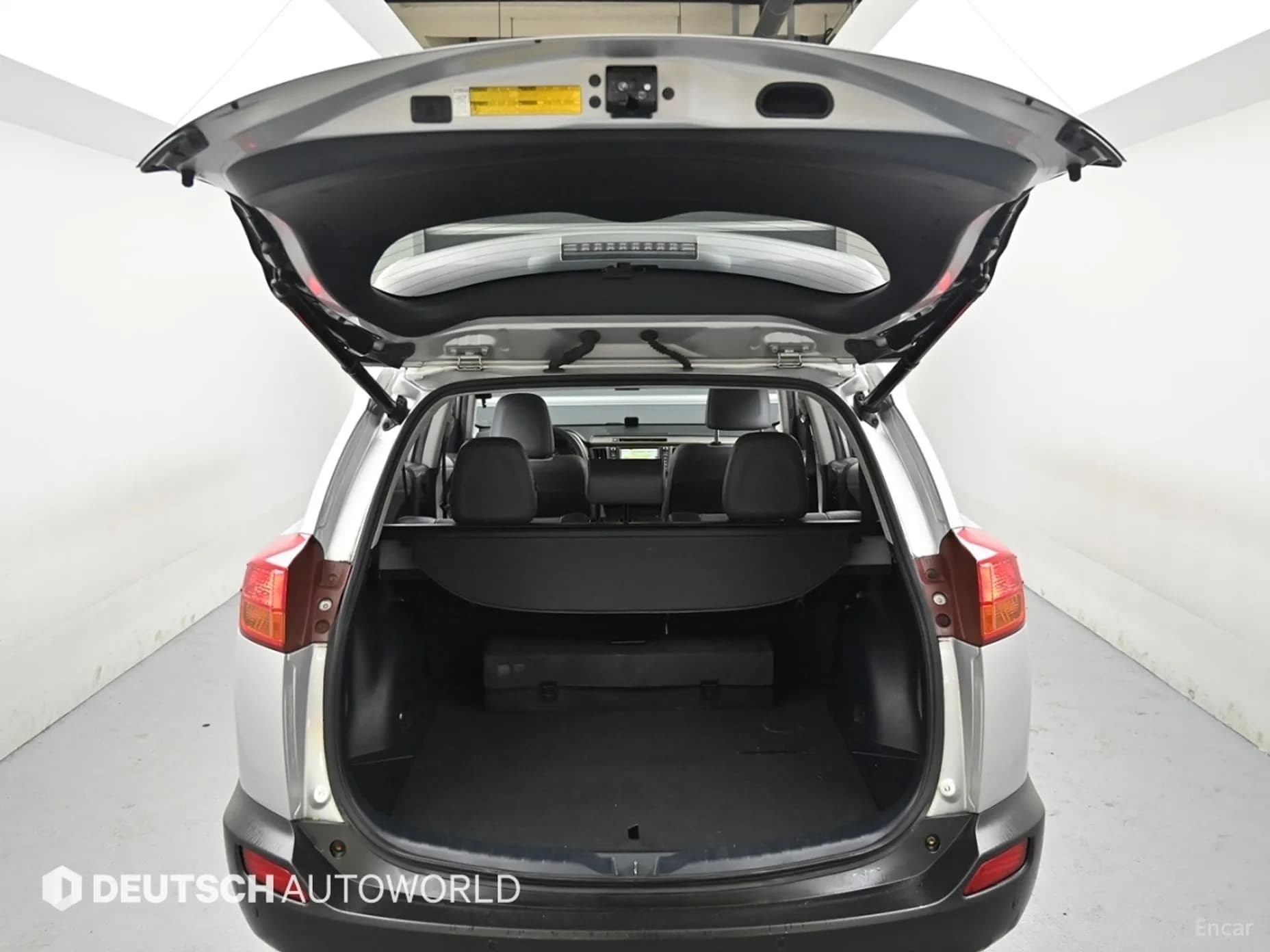 RAV4