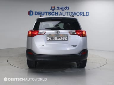 RAV4