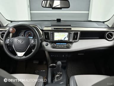 RAV4