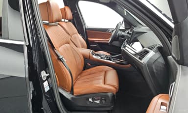 X7 (G07)