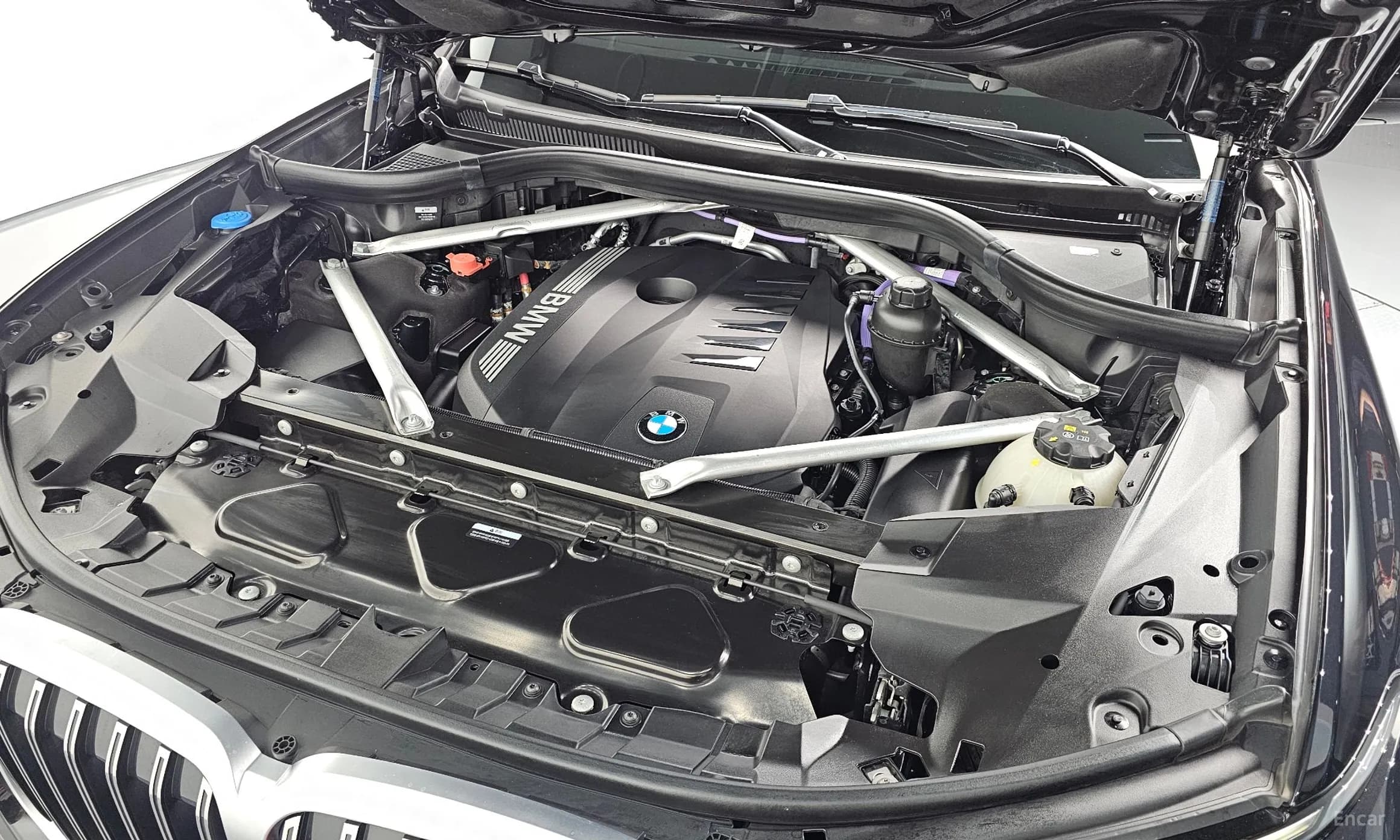 X7 (G07)
