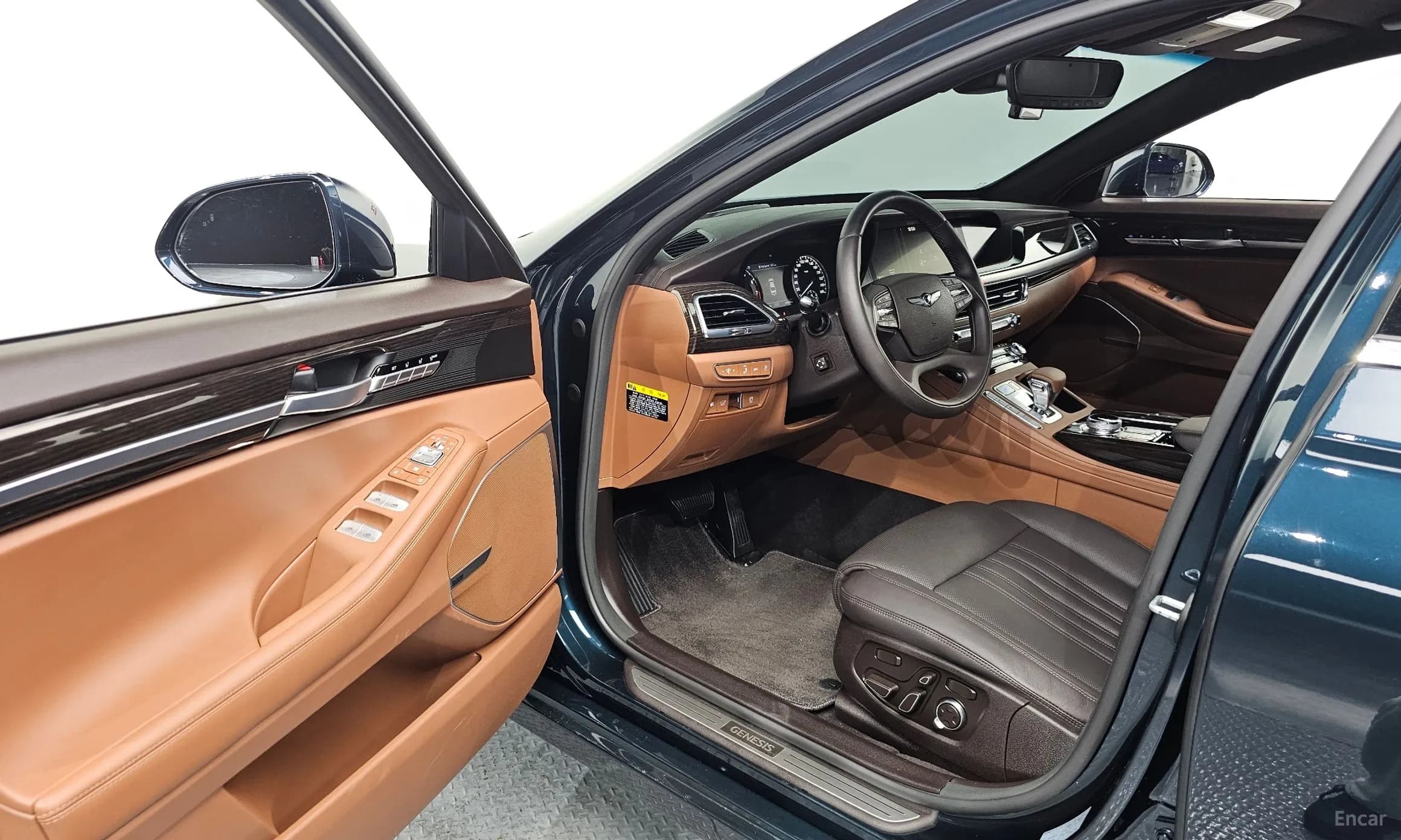 G90