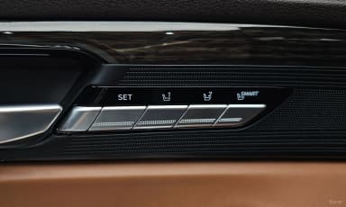 G90