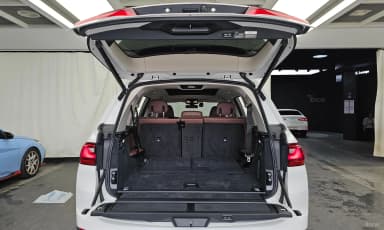X7 (G07)