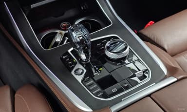 X7 (G07)