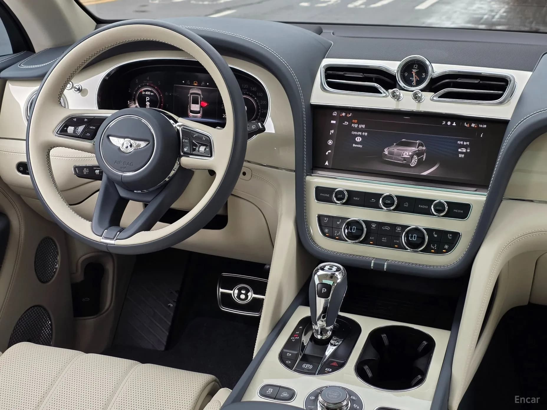 Bentayga