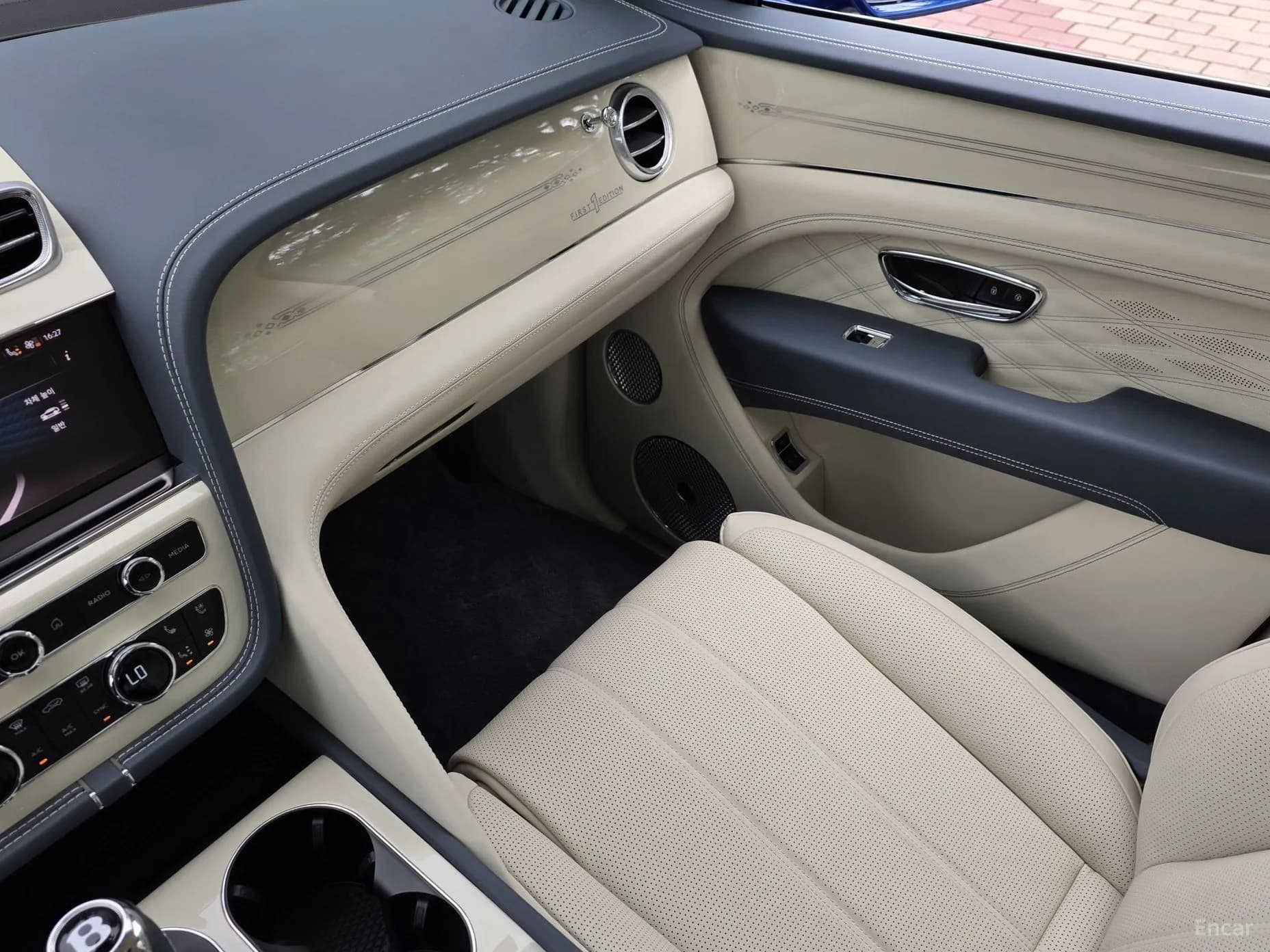 Bentayga