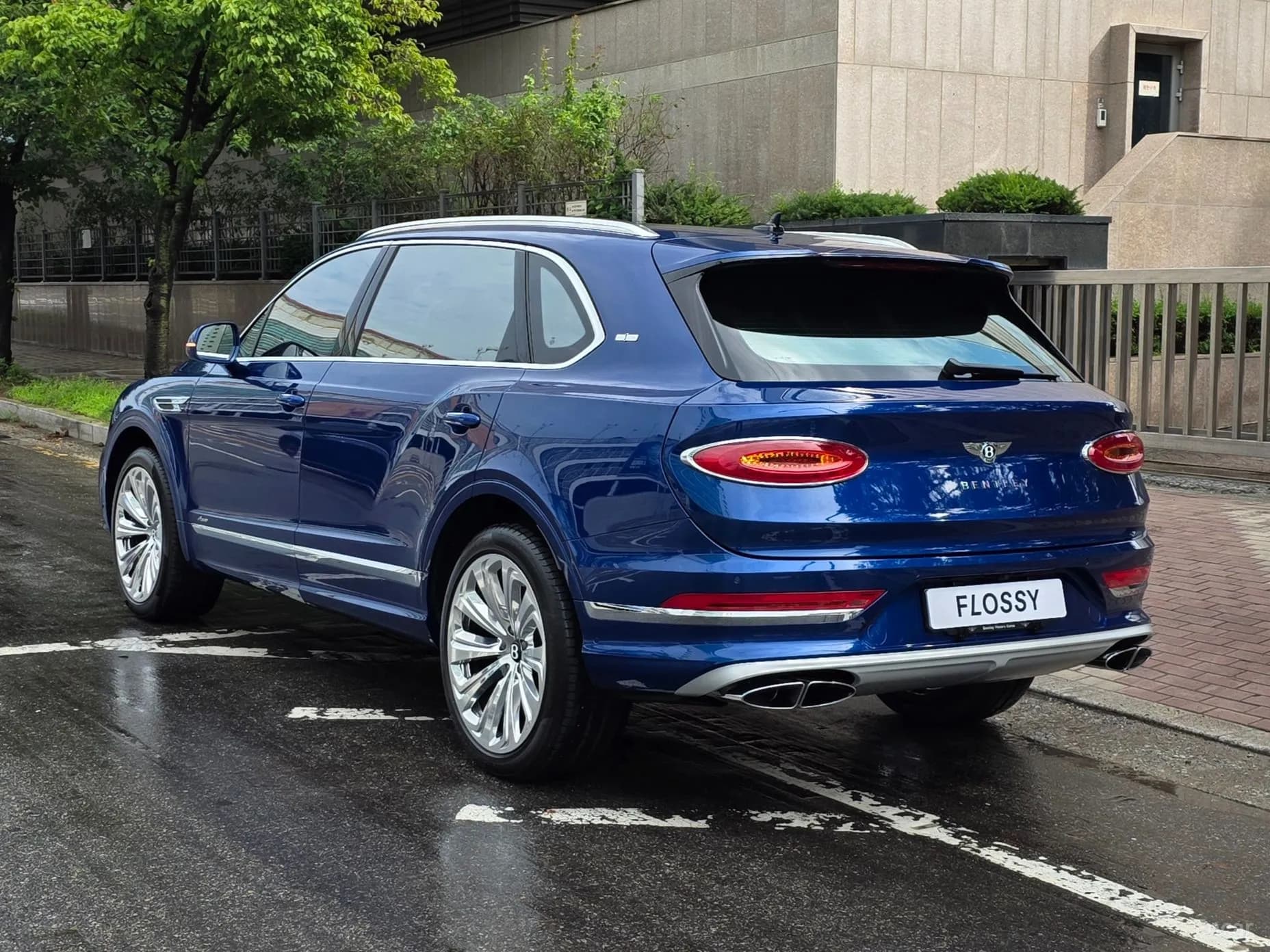 Bentayga