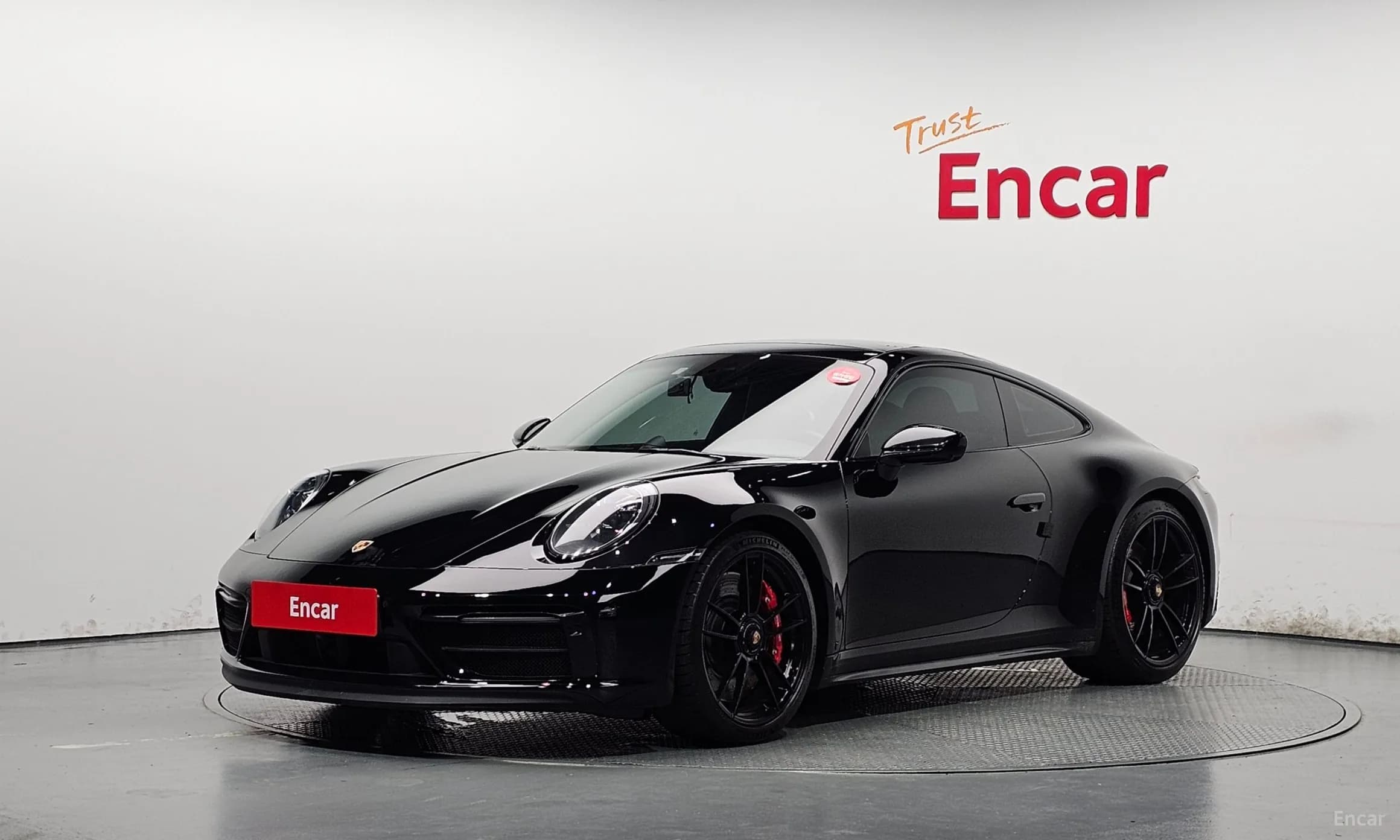 911 (992)