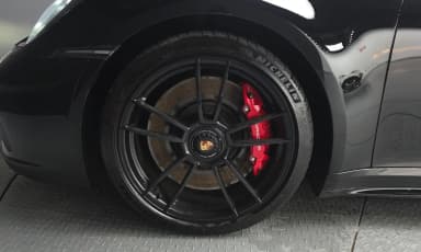 911 (992)