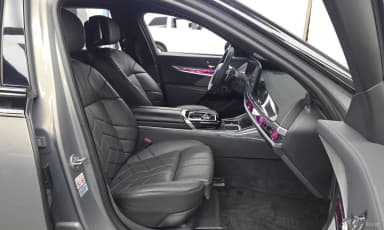 7 Series (G70)