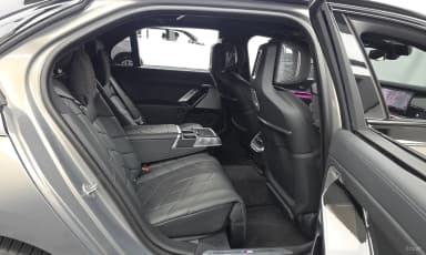 7 Series (G70)