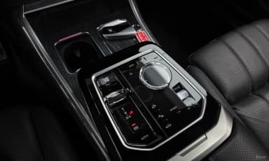 7 Series (G70)