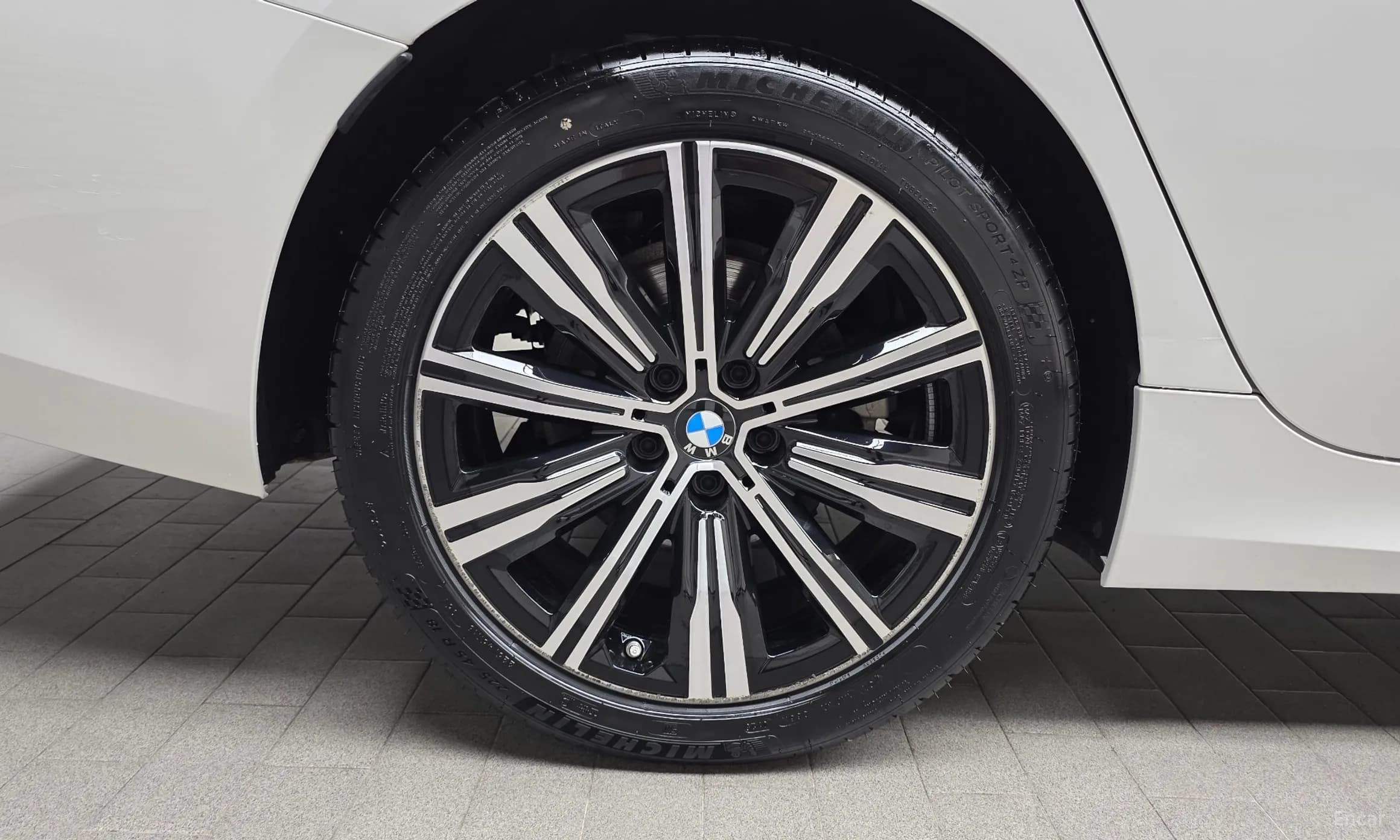 3 Series (G20)