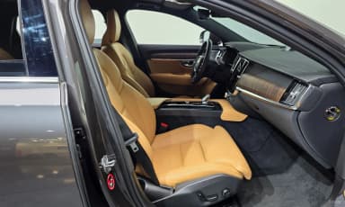 S90