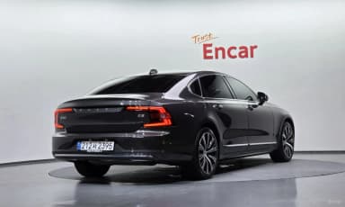 S90