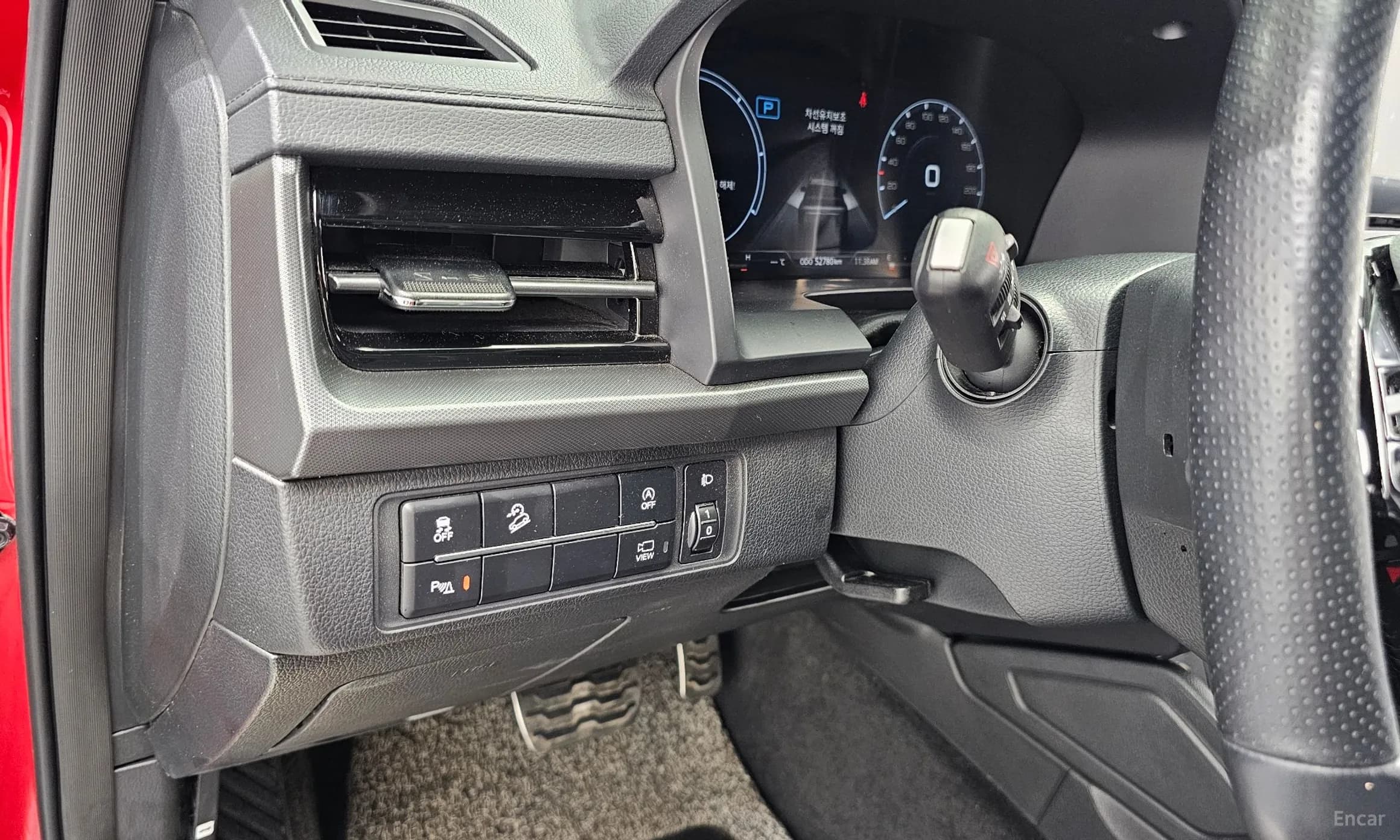 Rexton Sports Khan
