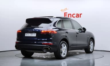 New Cayenne