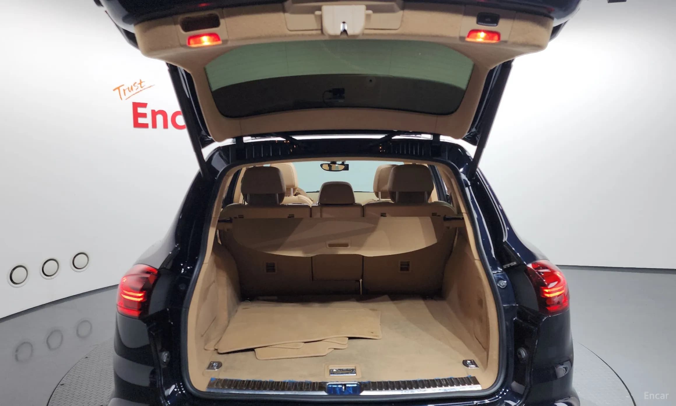 New Cayenne
