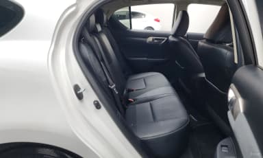 CT200h