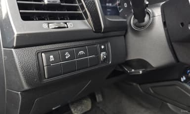 Rexton Sports Khan