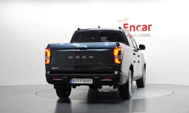 Rexton Sports Khan