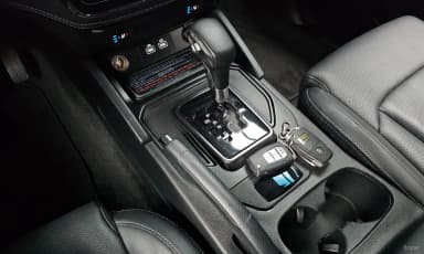 Rexton Sports Khan
