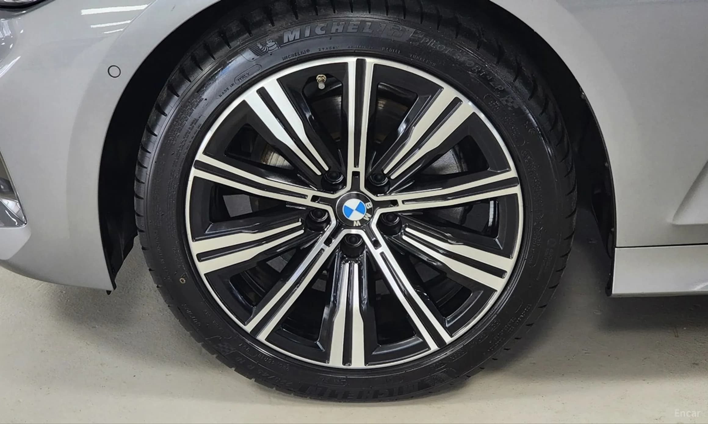 3 Series (G20)