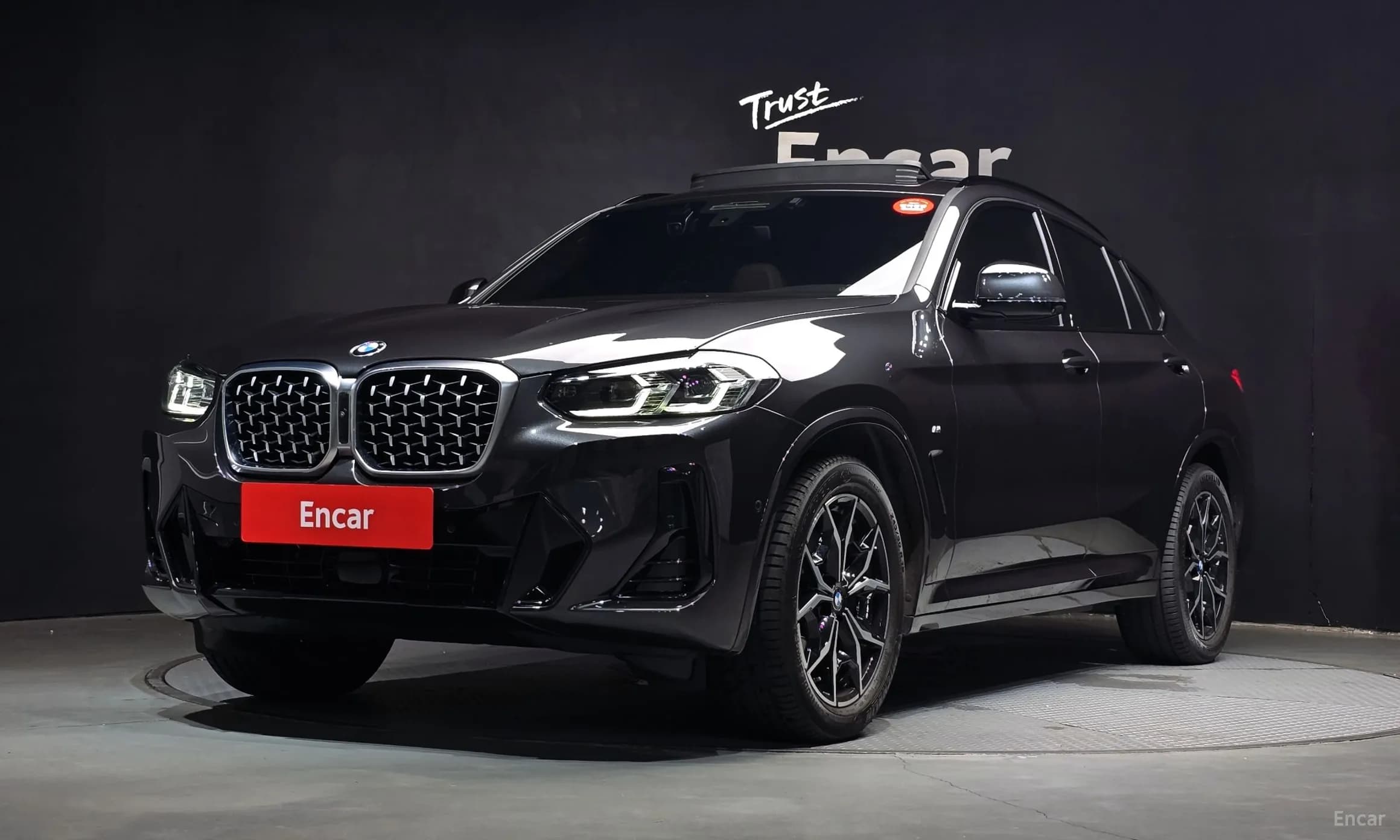 X4 (G02)