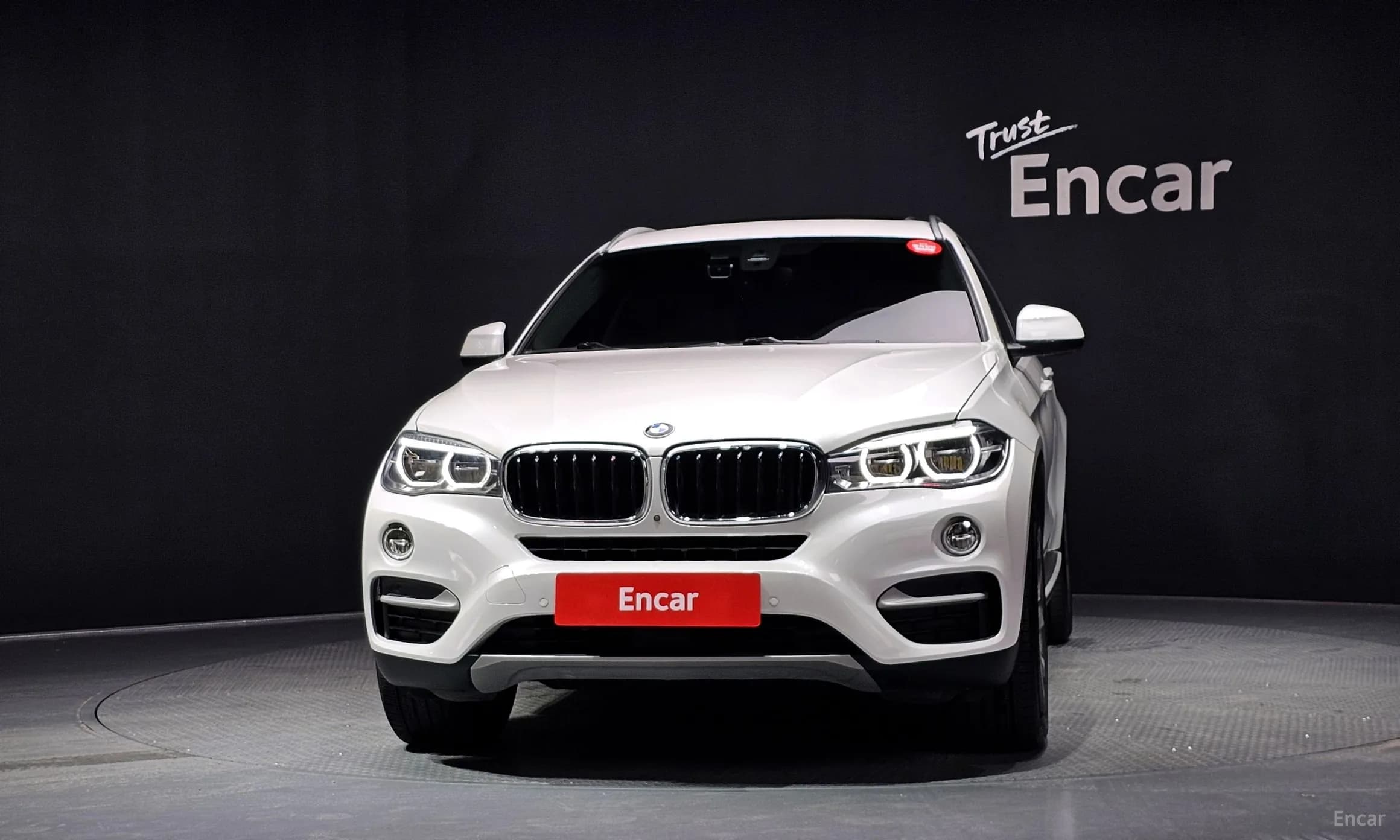 X6 (F16)