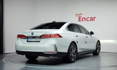 5 Series (G60)