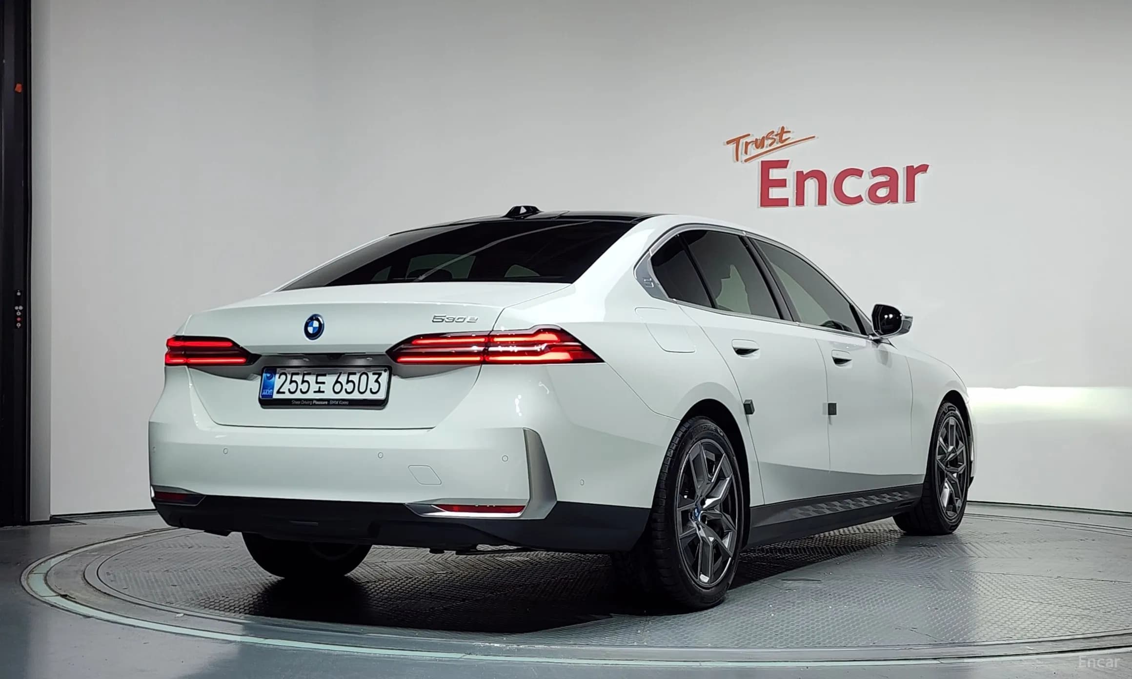 5 Series (G60)