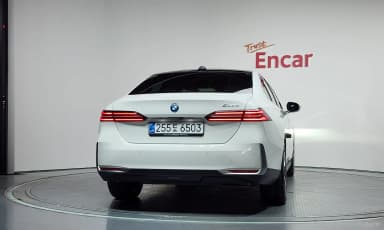 5 Series (G60)