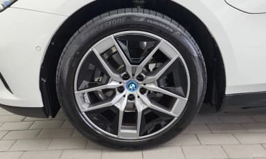 5 Series (G60)