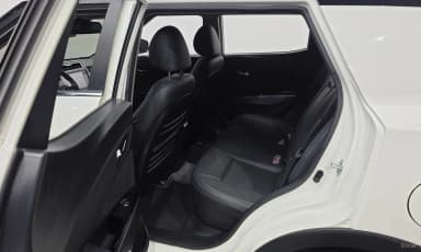Berry New Tivoli